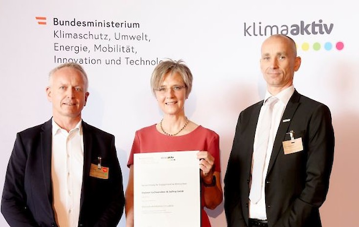 Voglauer Möbelwerk erhält Auszeichnung für Engagement im Klimaschutz