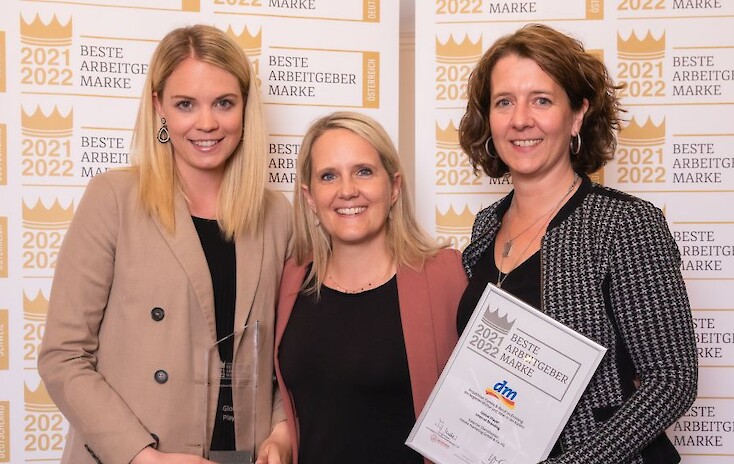 dm drogerie markt gewinnt Employer Branding Award für ausgzeichnetes Karenzmanagement