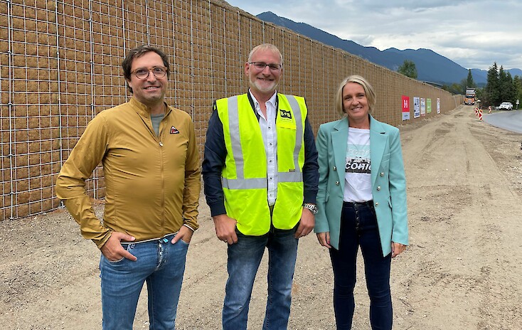Bernard Gruppe ermöglicht die erste grüne Lärmschutzwand in Tirol