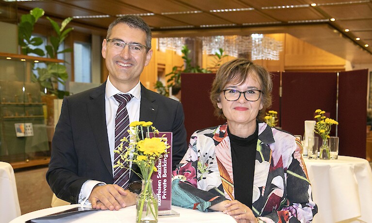 Raiffeisenverband Salzburg lud zum Investmentabend mit Sabine Lautenschläger