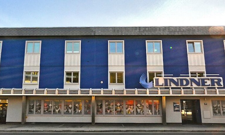 Neue Firmenzentrale für Familienunternehmen Lindner