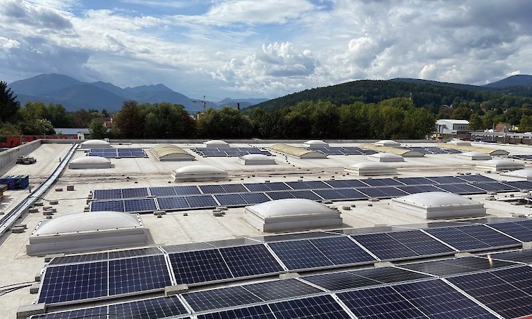 Lekkerland Österreich mit neuer Photovoltaik-Anlage